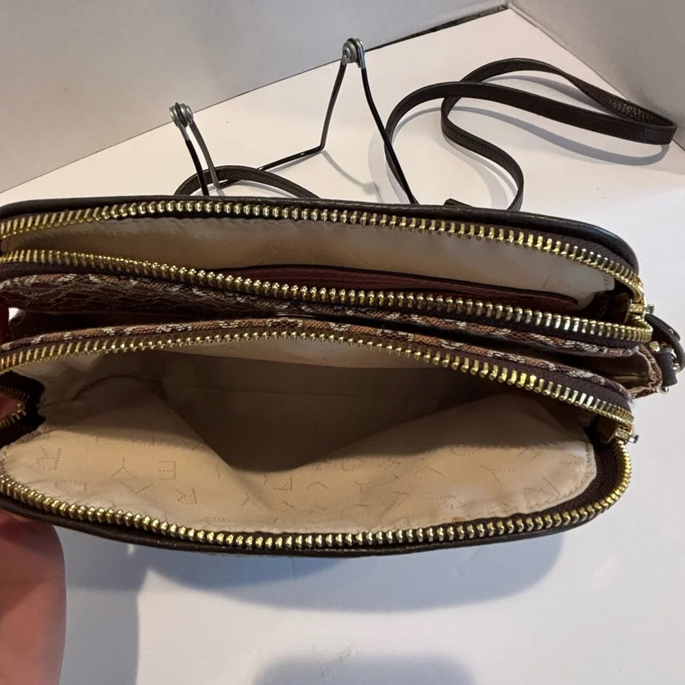 Radley London Dukes Place Crossbody Bag - Picture 8 of 9